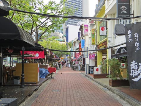 Sidewalk Cafes in Singapore